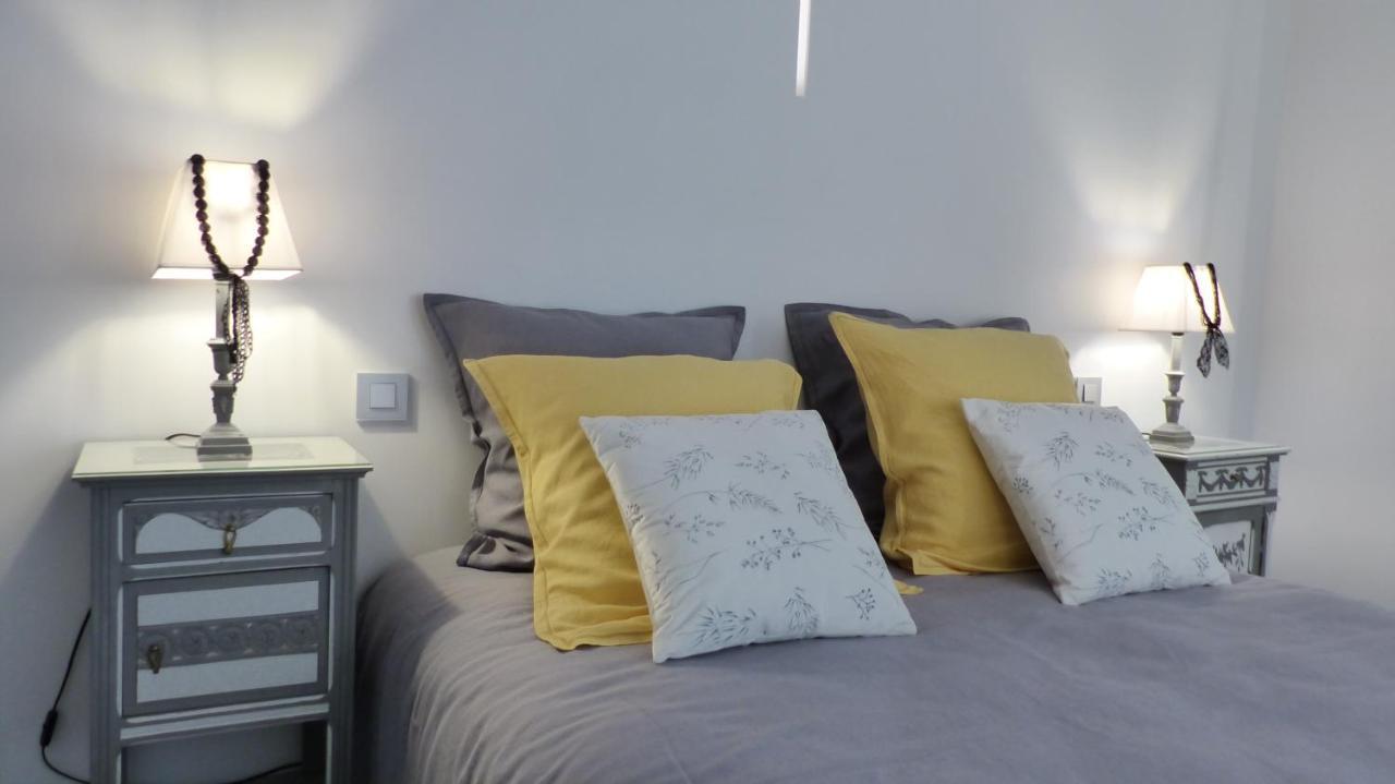 O Tilia D'Azur Bed & Breakfast โรกฟอร์-เลส์-แปงส์ ภายนอก รูปภาพ