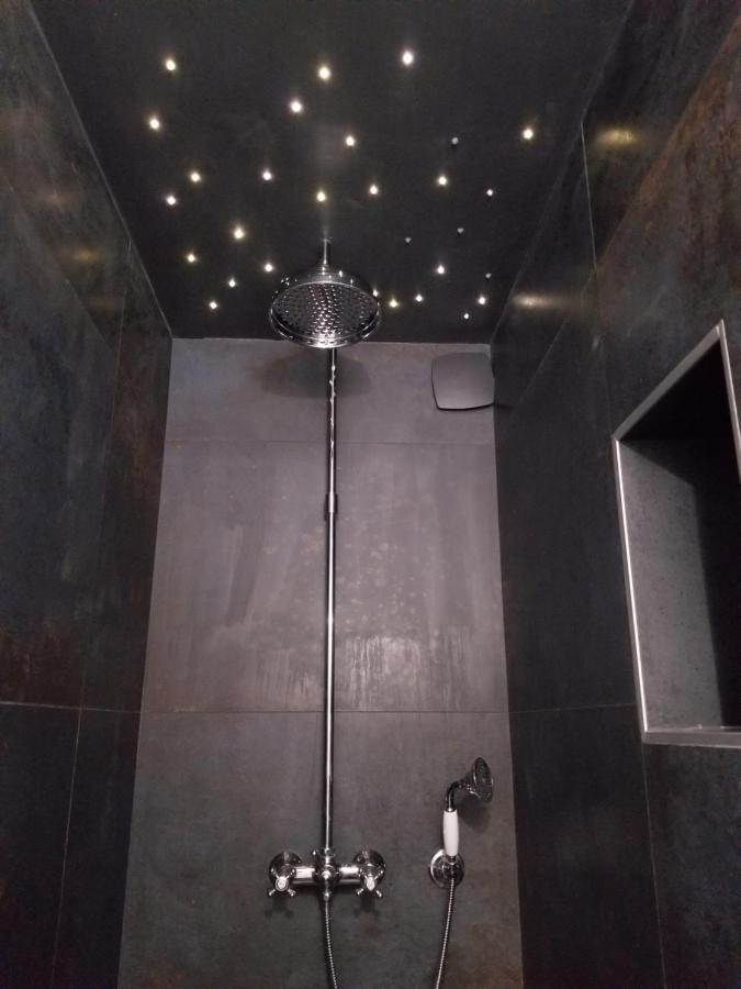 O Tilia D'Azur Bed & Breakfast โรกฟอร์-เลส์-แปงส์ ภายนอก รูปภาพ
